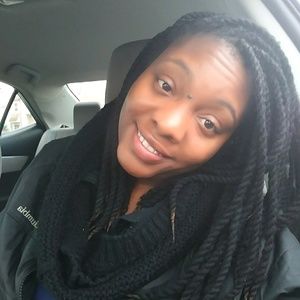 Meet your Posher, Sharon